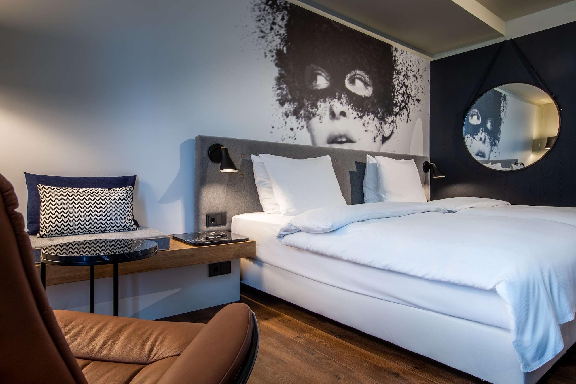 เรดิสัน บลู โฮเต็ล โคล์น Hotel โคโลญ ภายนอก รูปภาพ